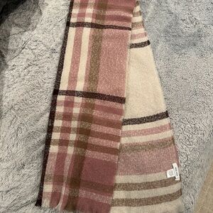 Nine West Pink and Tan Plaid Scarf